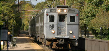 Work in NYC? 10 Reasons why you should commute from New Jersey. photo transportation pagestack1 002 Work in NYC? 10 Reasons why you should commute from New Jersey.