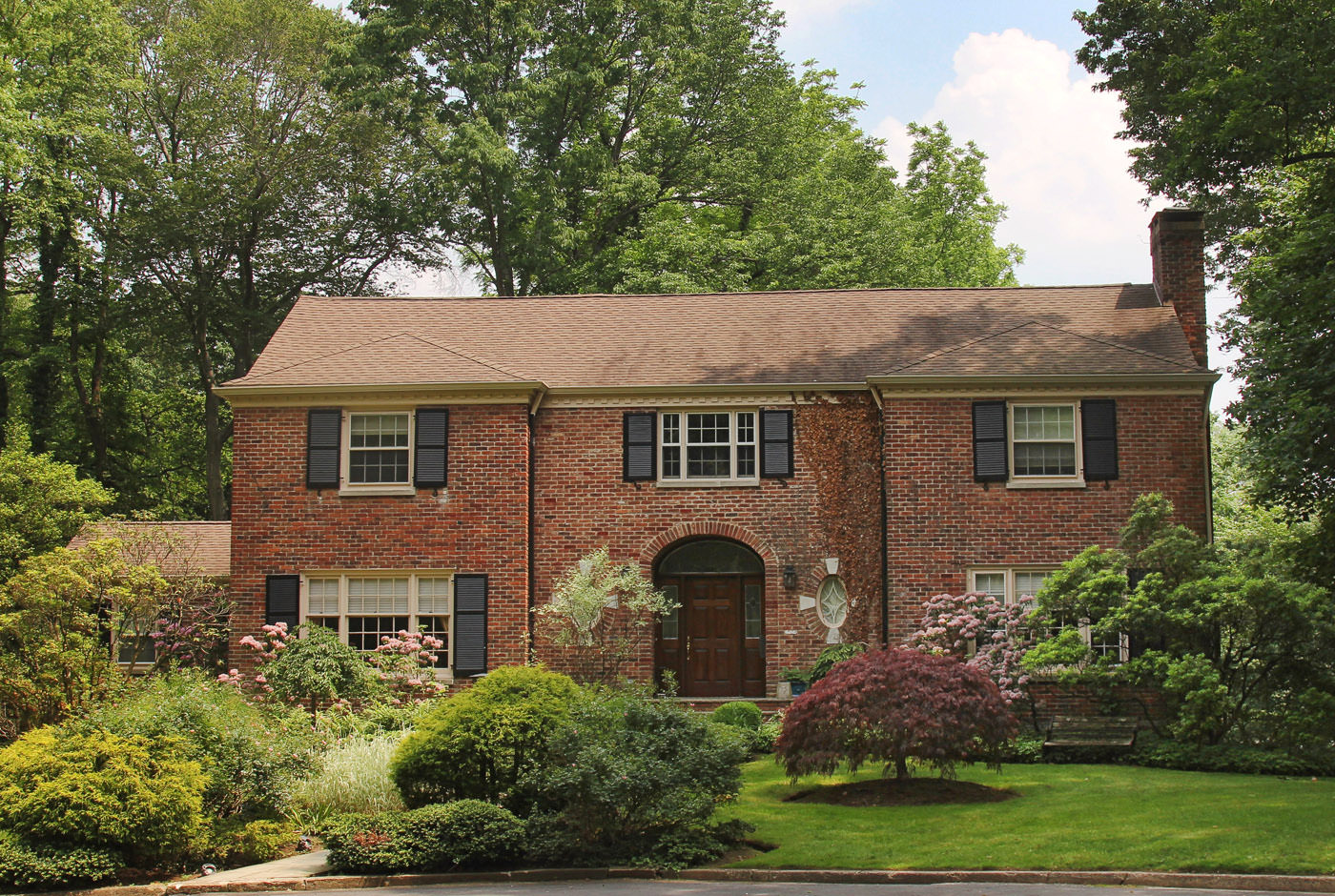 17 Cross Gates Short Hills, NJ 07078