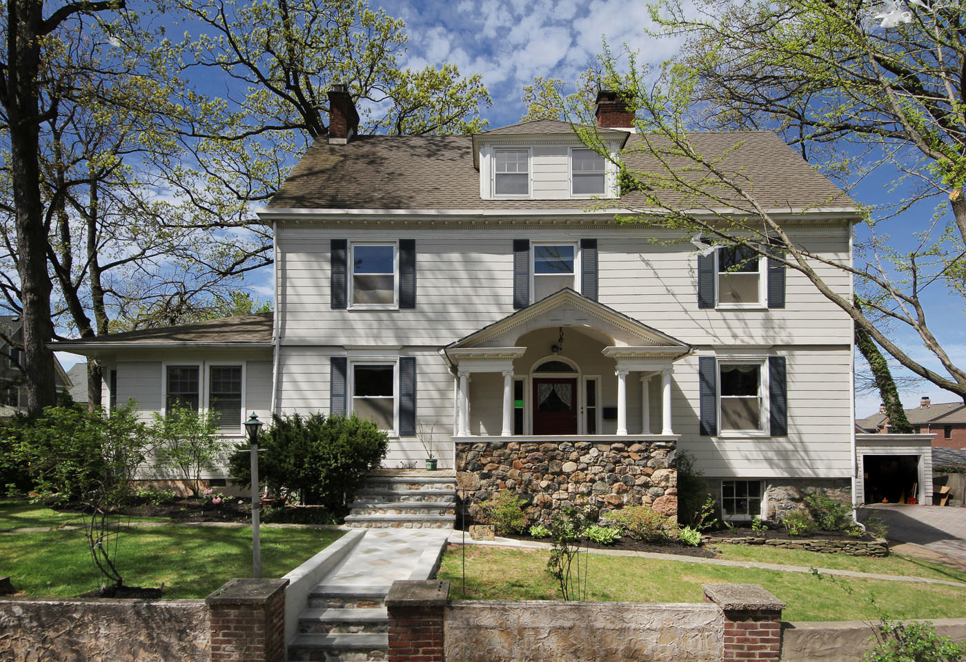 8 Hillside Ave Summit, NJ 07901