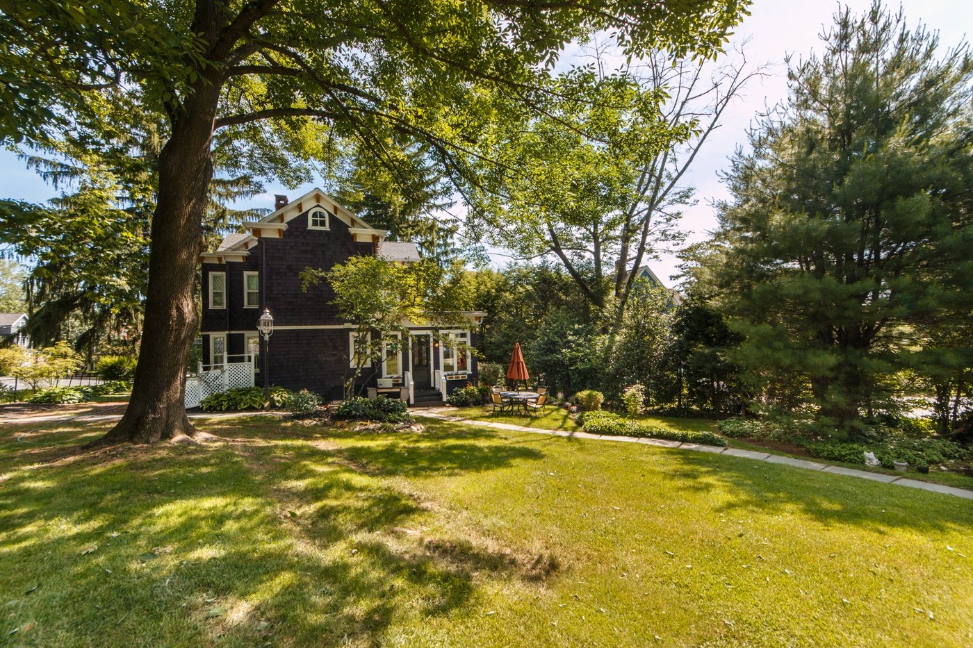 3 Edgehill Ave, Chatham, NJ 07928 Sue Adler, Realtor