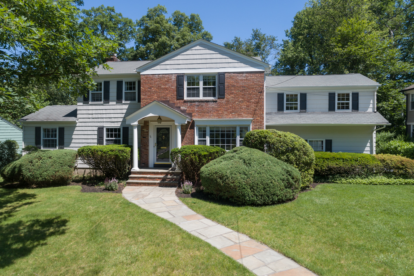 34 Byron Rd, Short Hills, NJ 07078 - Sue Adler, Realtor