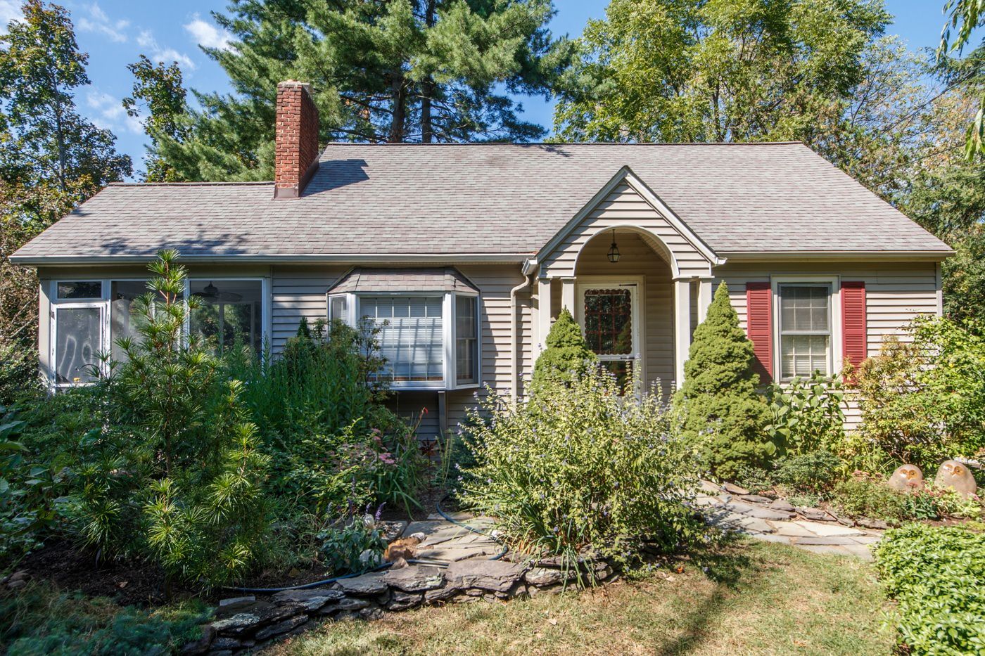 704 Fairmount Ave Chatham, NJ 07928 Sue Adler, Realtor