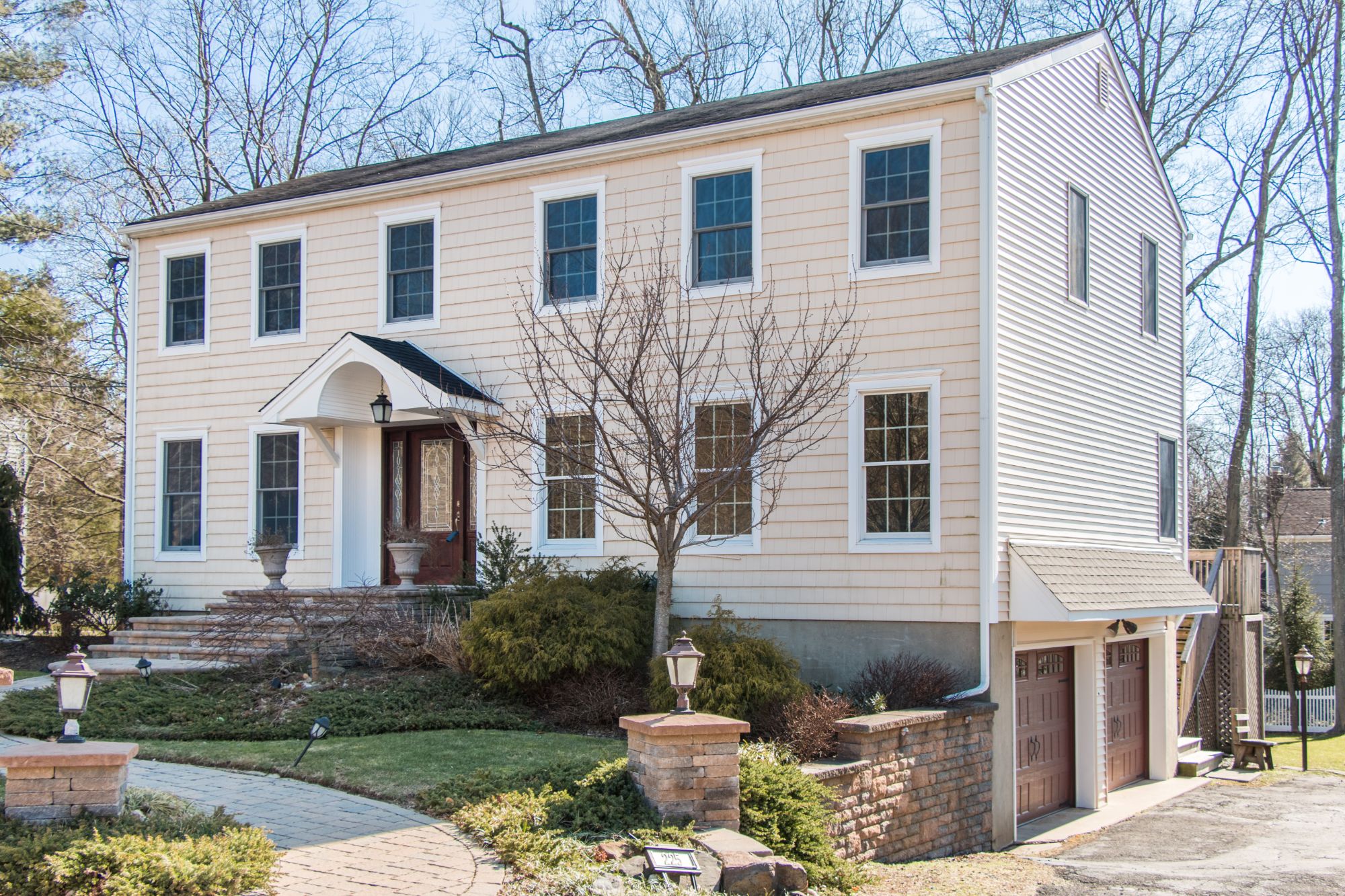 225 Southern Blvd, Chatham, NJ 07928 Sue Adler, Realtor