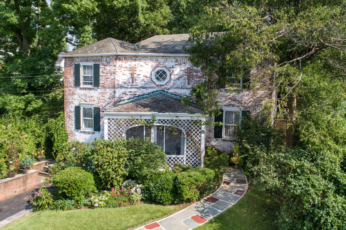 42 Whittingham Ter, Millburn, NJ 07041 Sue Adler, Realtor