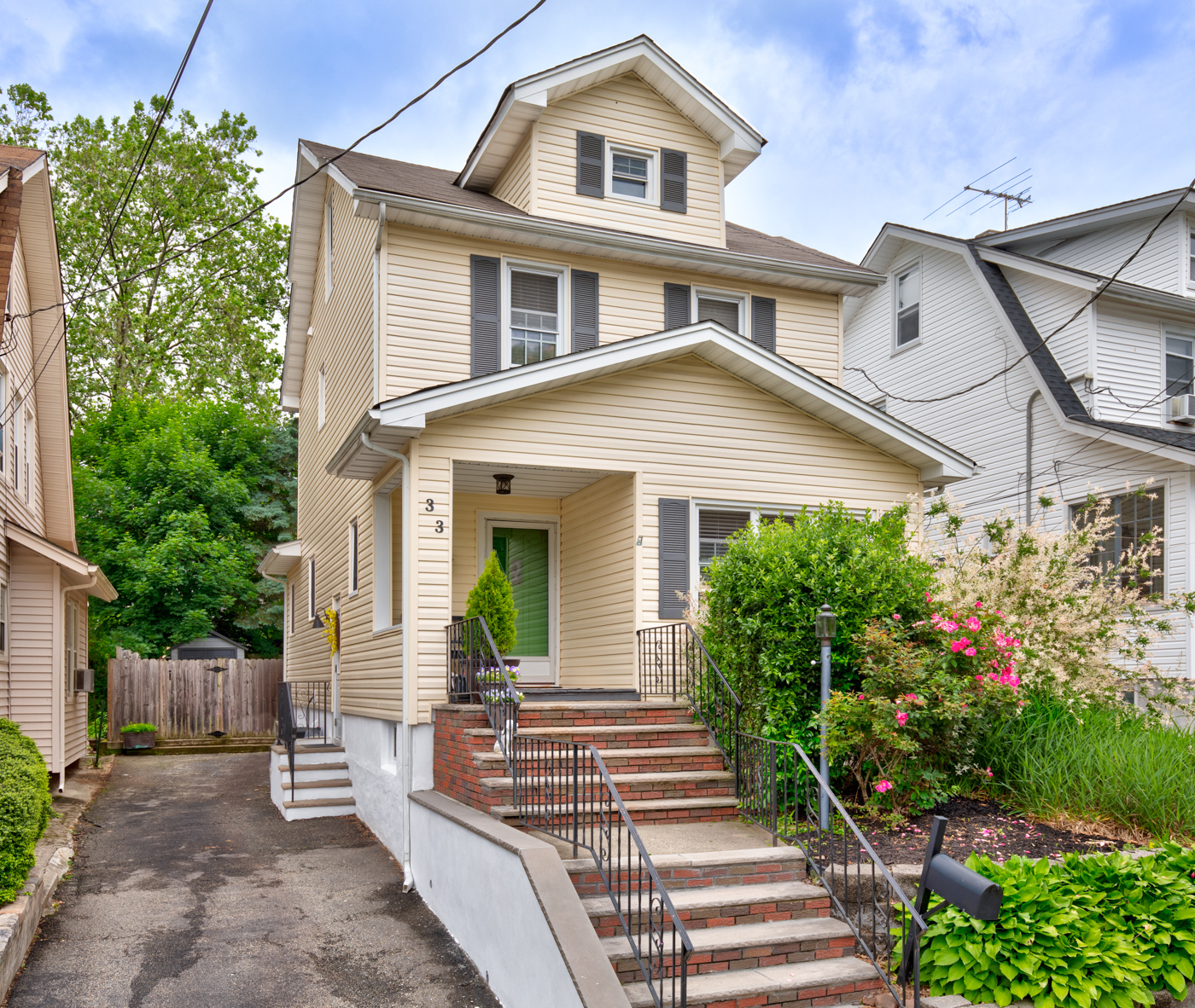 33 Norwood Pl, Bloomfield, NJ 07003 Sue Adler, Realtor