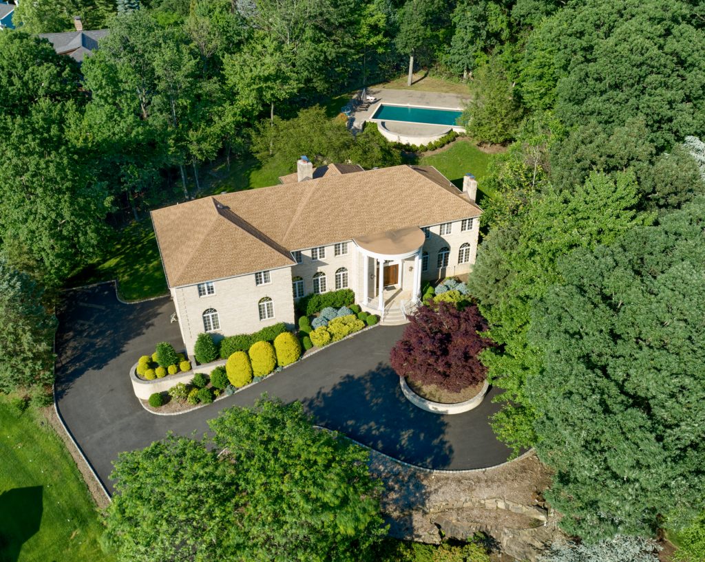 3 Sleepy Hollow Ct, North Caldwell, NJ 07006 Sue Adler, Realtor